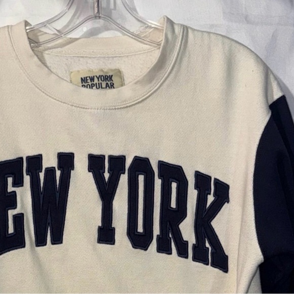 New York Popular Sweaters - New York Popular NY Crew neck Sweater Women’s Sz M Cotton Polyester Navy & White